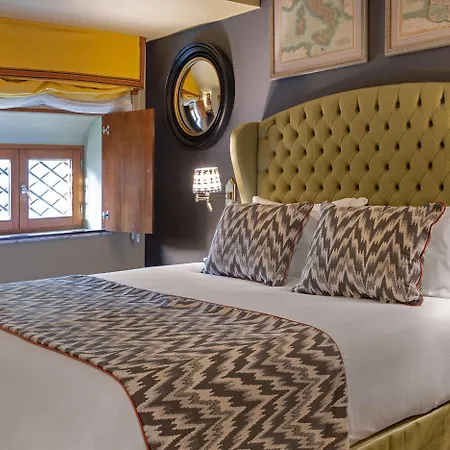 Nh Collection Colon Hotel 4*