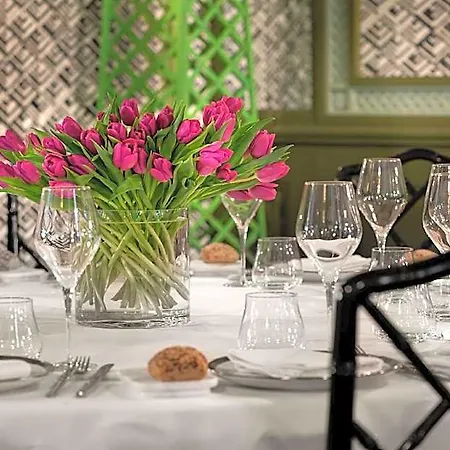 فندق Nh Collection Colon