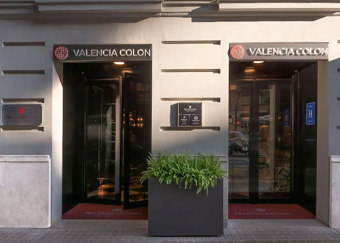 Nh Collection Colon Hotel 4*