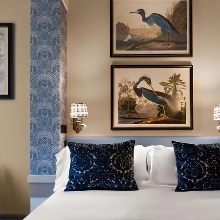 Отель Nh Collection Colon