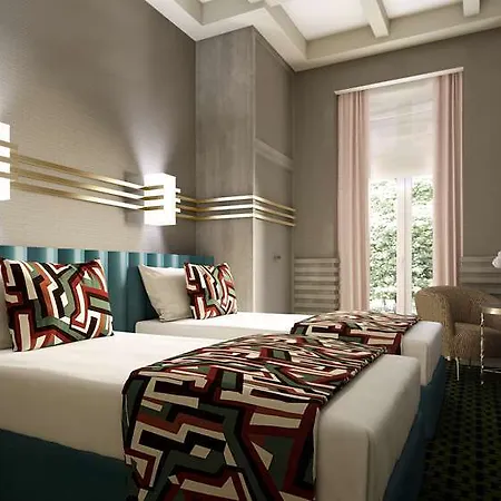 Отель Nh Collection Colon